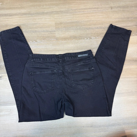 Wit & Wisdom pressed black denim skinny jeans, size 6 - Picture 4 of 9